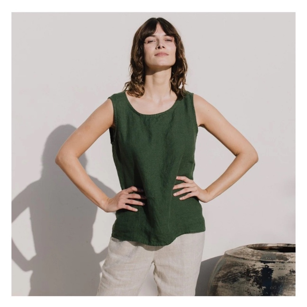 Not perfect Linen Tank - Moss Green Sleeveless Top - size S